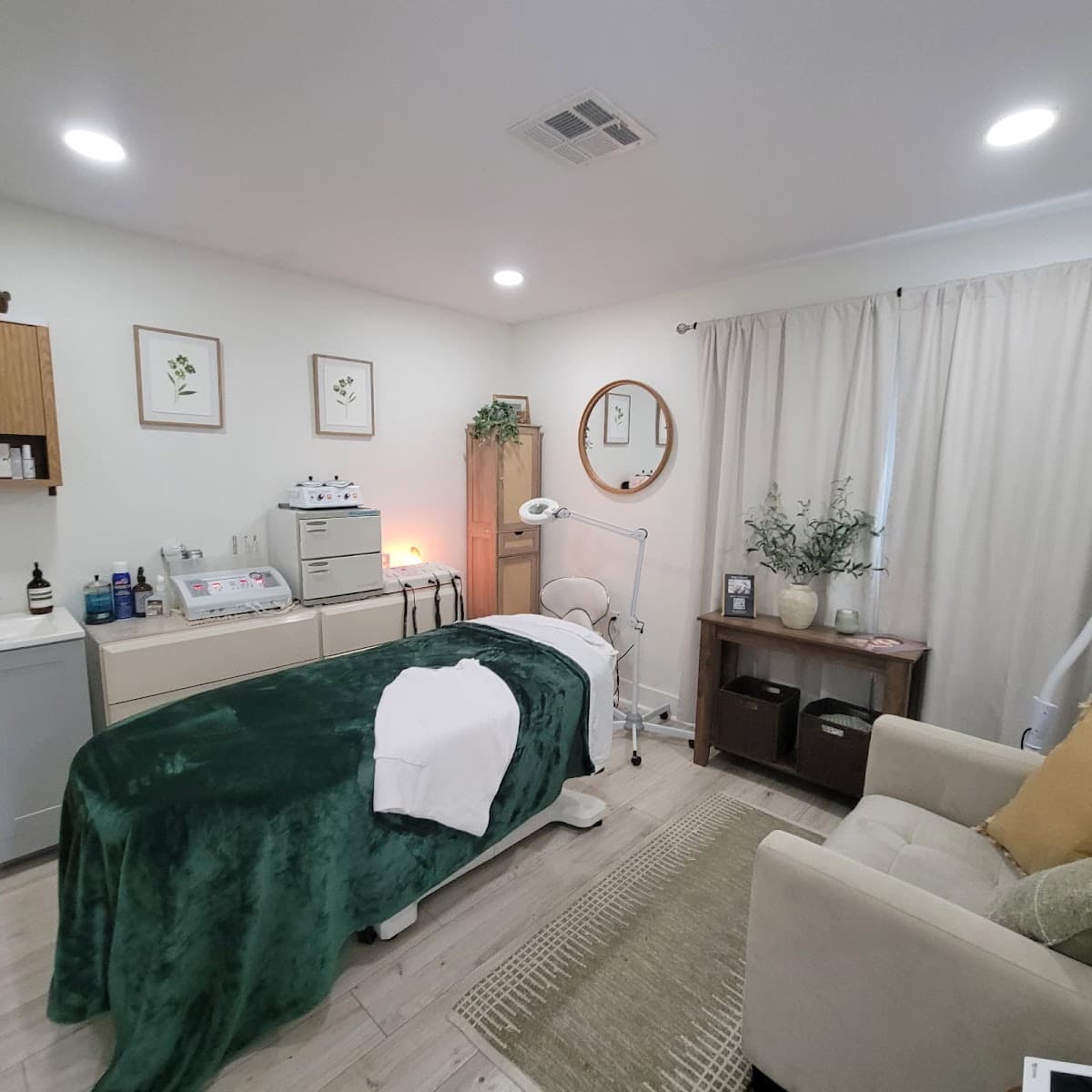 Andie's VIP Esthetics at Luxe House | Facial Spa | Aesthetics - Georgetown, TX photo 3