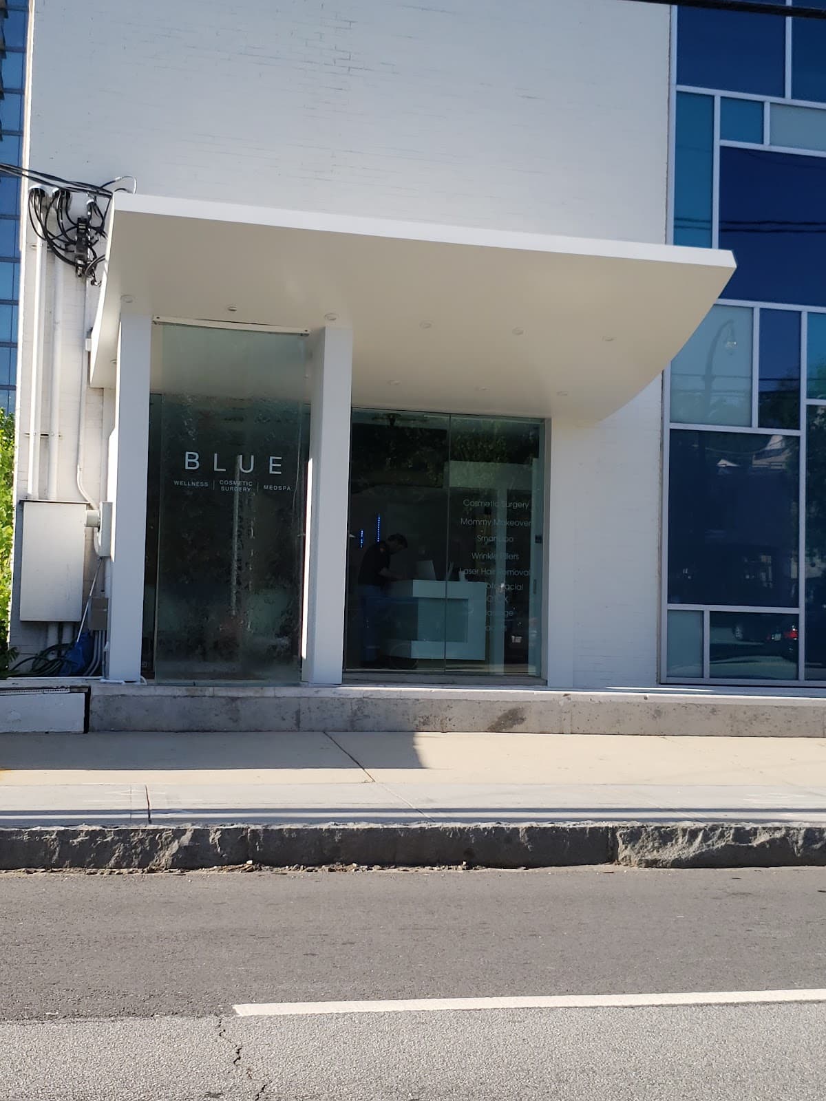BLUE Med Center & Spa photo 3