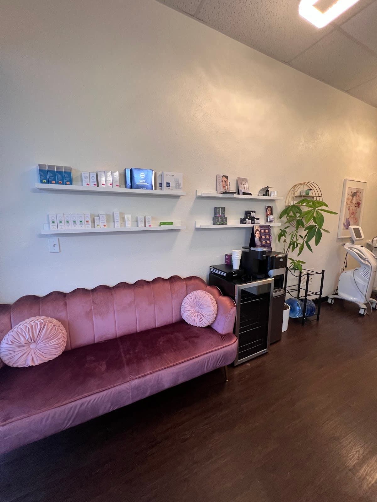 Derma Med Spa - Plano photo 3