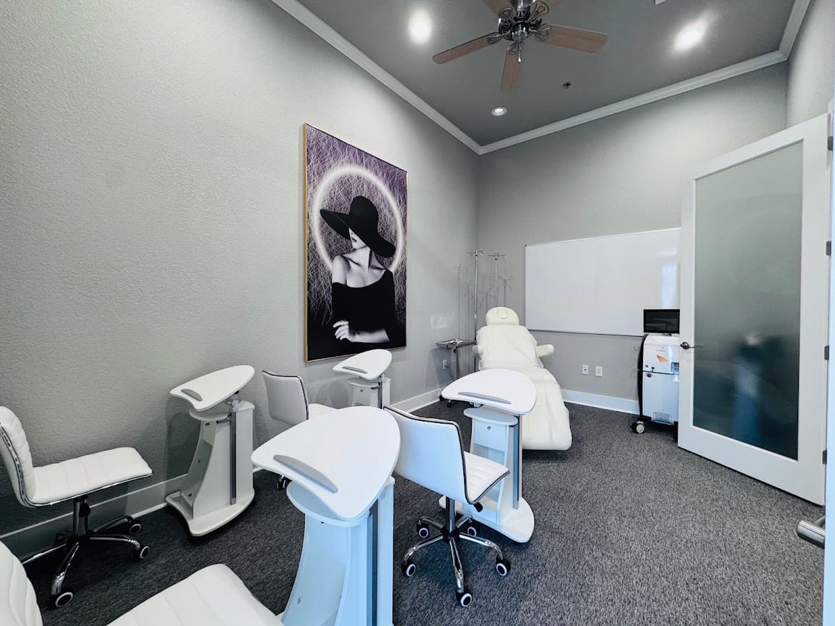 Derma Wellness Clinic photo 2