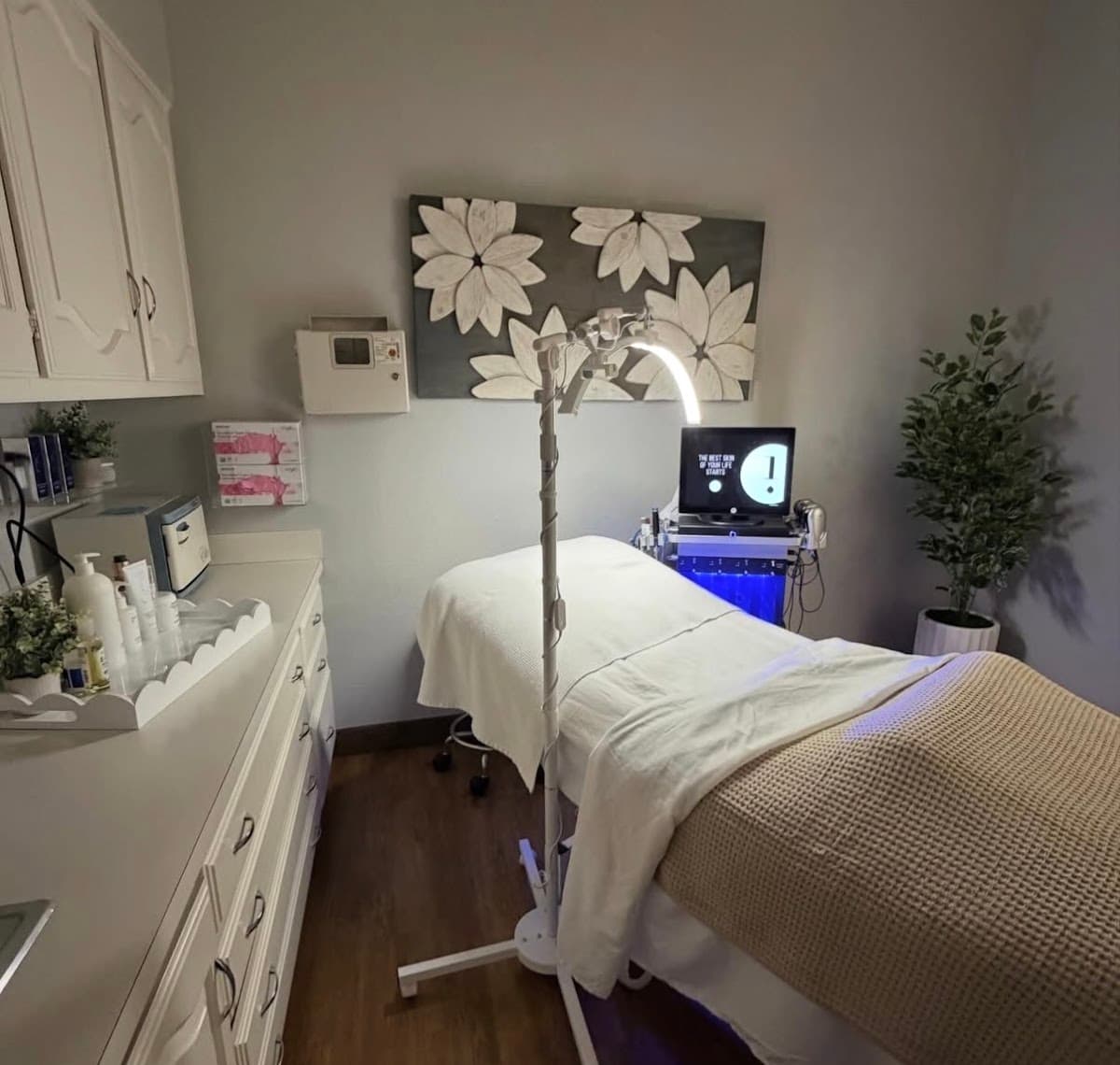 Laser Essentials Medical Spa photo 1