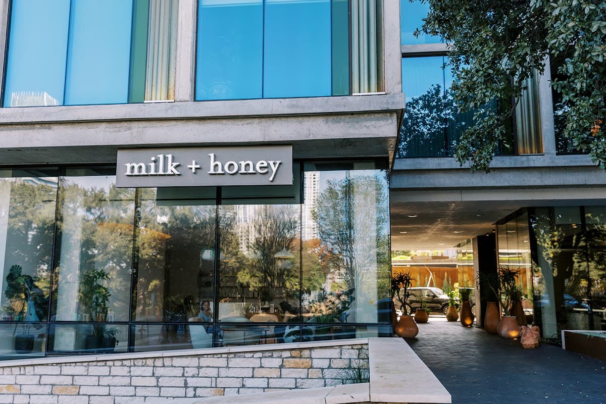 milk + honey | The Loren photo 2