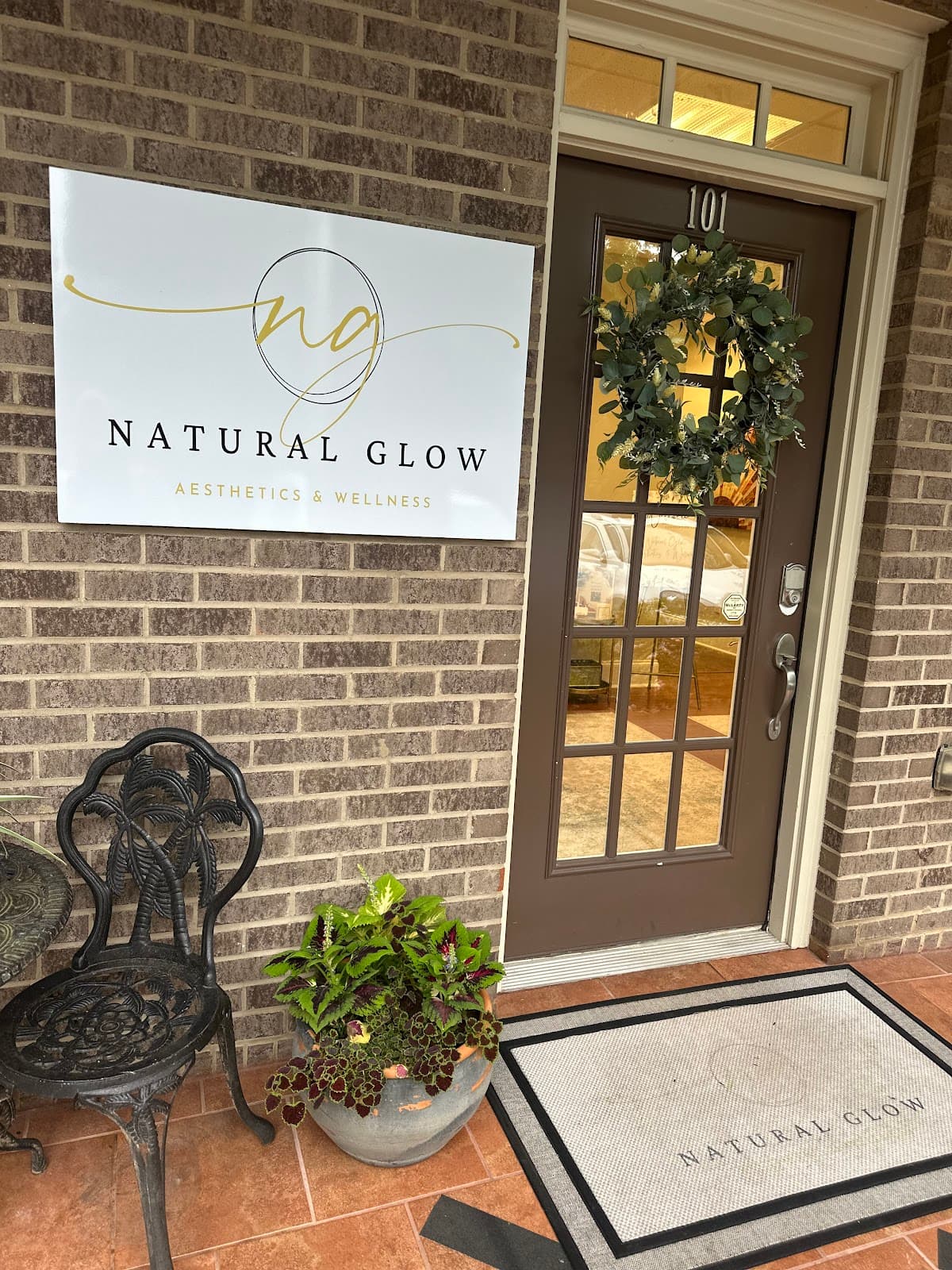 Natural Glow Aesthetics & Wellness photo 2