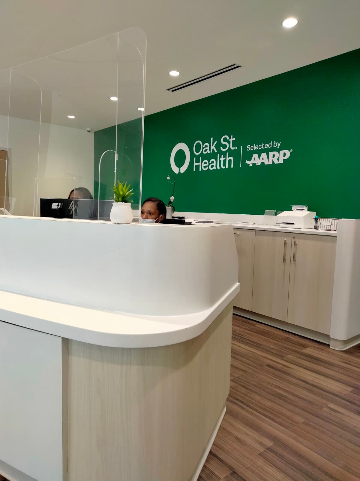 Oak Street Health South Dekalb Primary Care Clinic photo 2