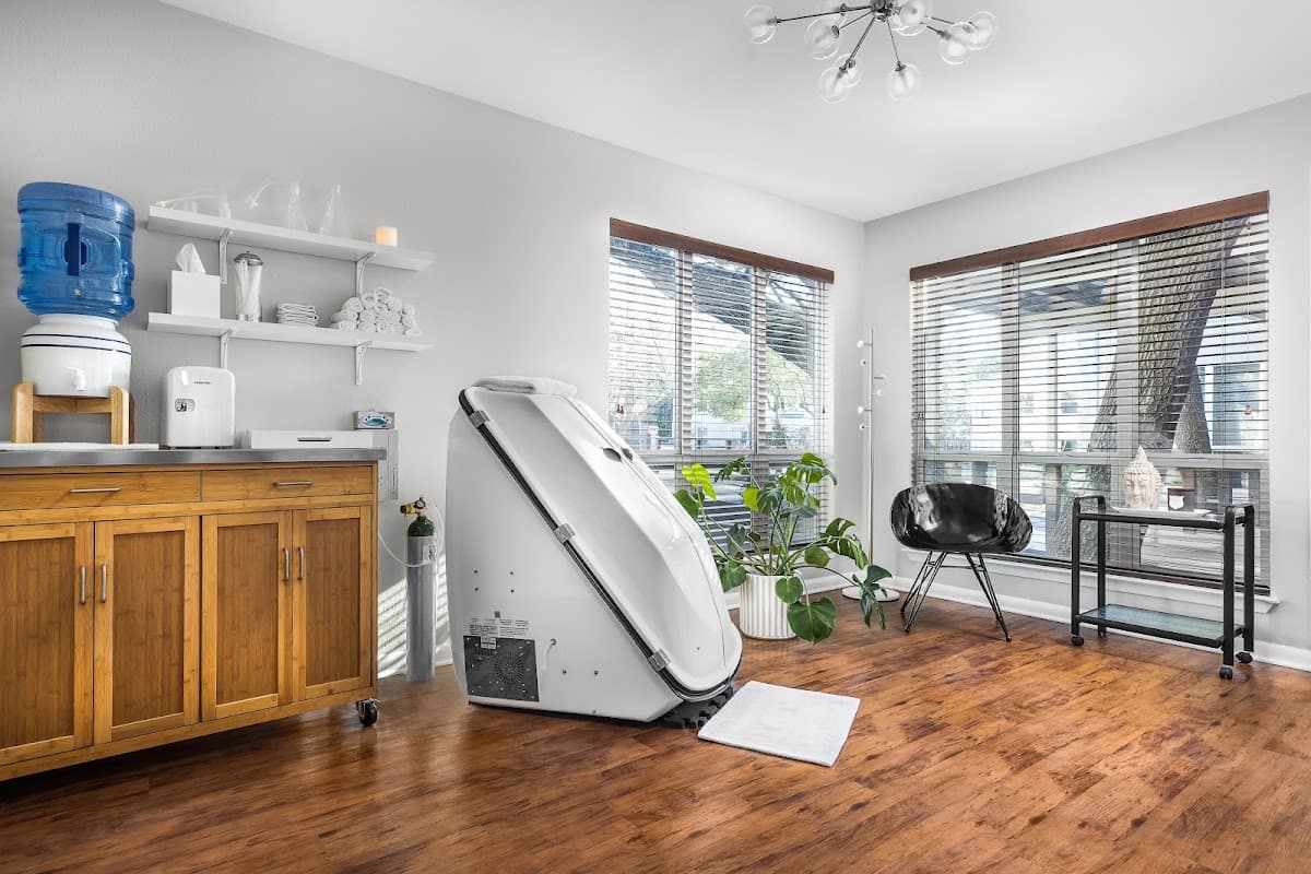 Radiance Health Center - Premiere Colonic Studio & Integrative Wellness photo 2
