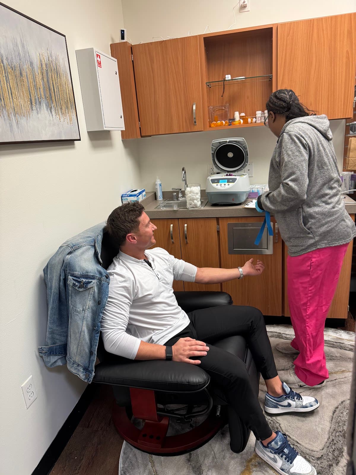 Sculpted MD Dallas Oak Lawn - Testosterone, HRT, and Weight Loss Clinic photo 2