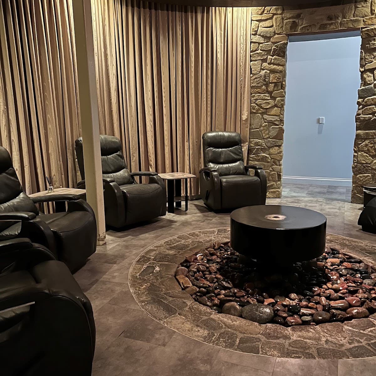 Stonebriar Spa photo 1