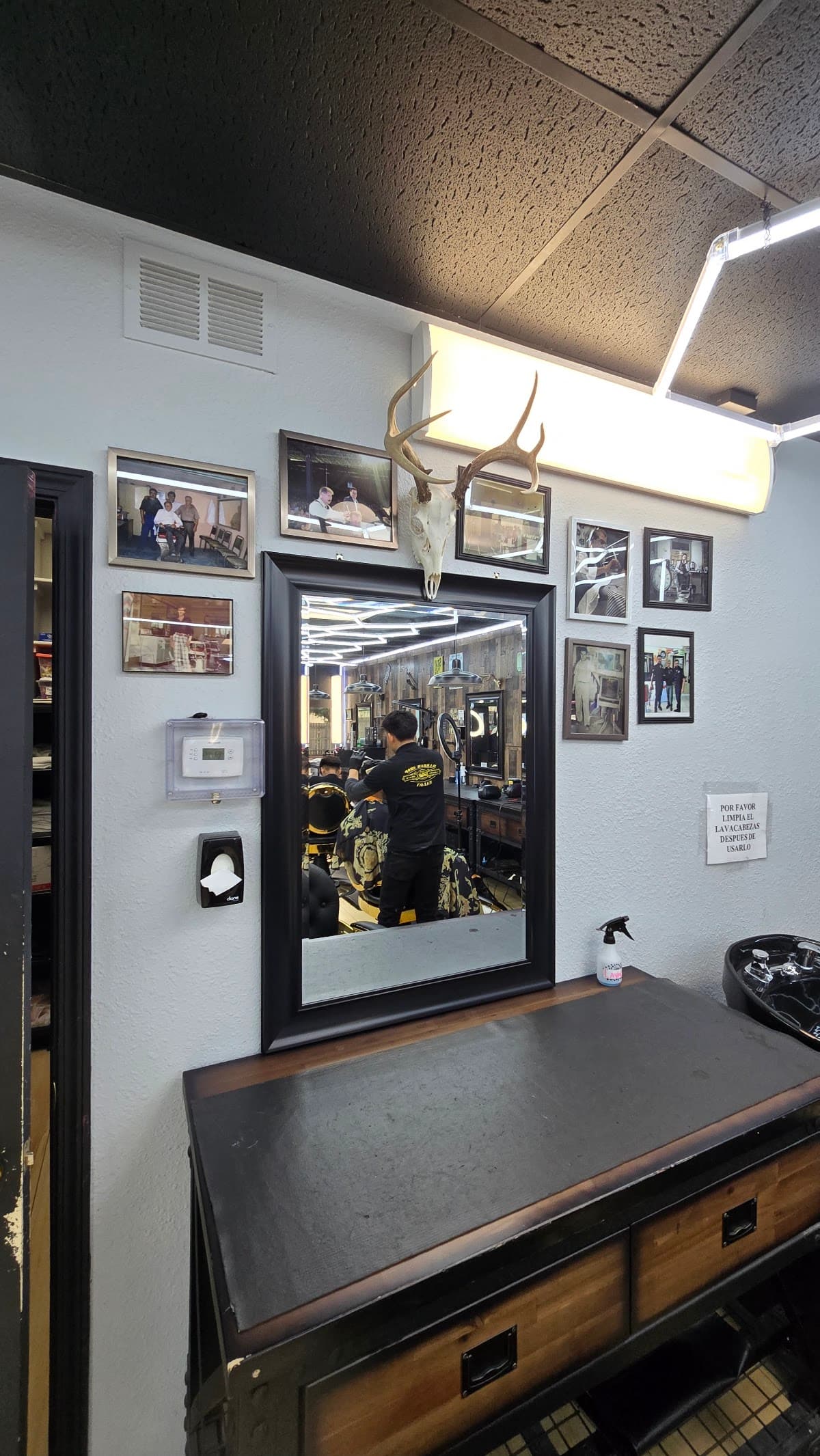 The Men Barber Shop-Salon photo 2