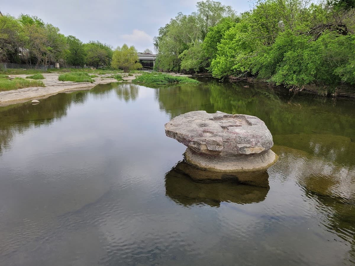 The Round Rock photo 1