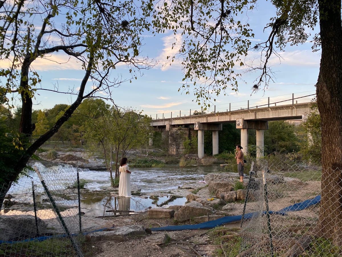 The Round Rock photo 2