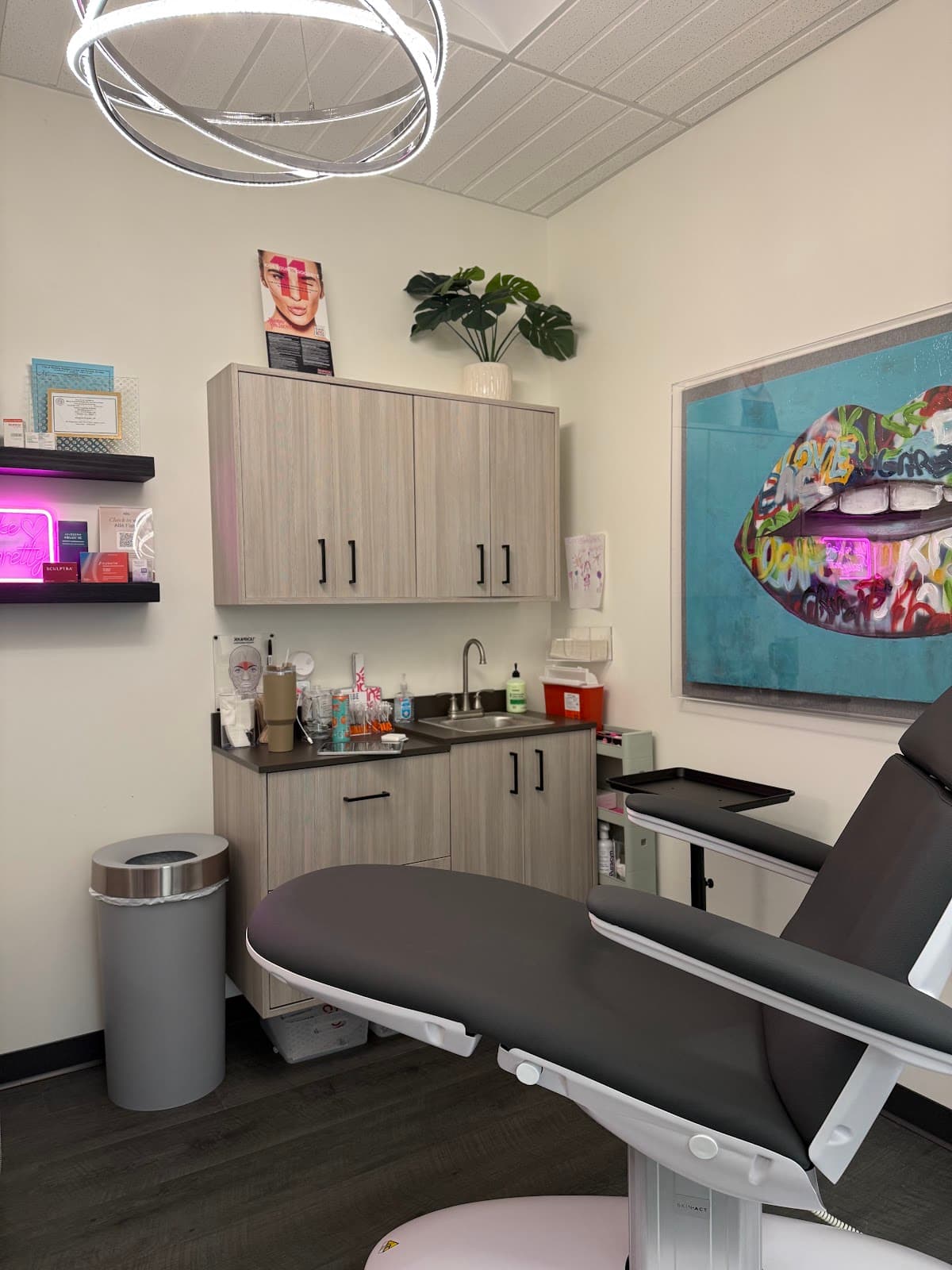 Vibe Aesthetics - Marietta MedSpa photo 1